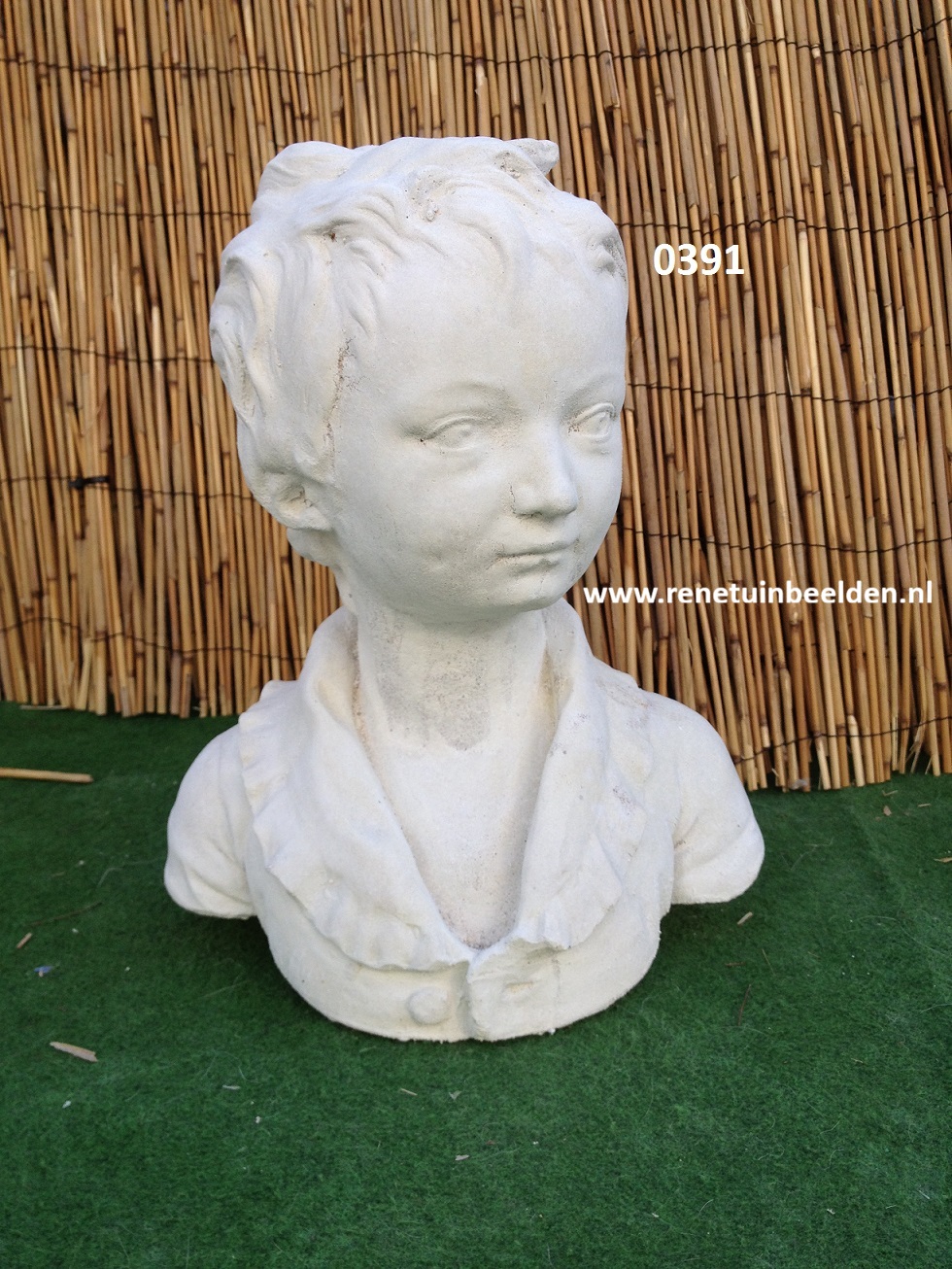 0391 Jongen borstbeeld H 33 cm x B 27 cm x 9 kg. NL geel