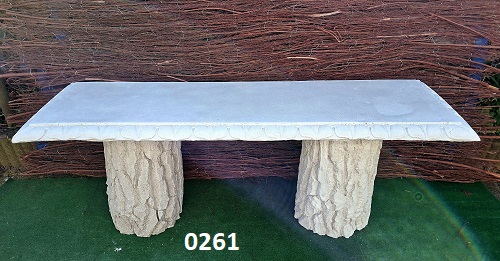 0261 Tuinbank met boomstam voet zijkant 2